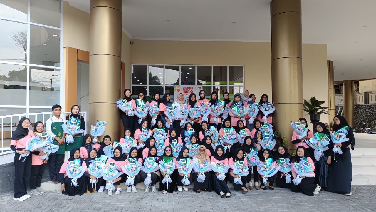 Pelatihan Pembuatan Souvenir Bucket